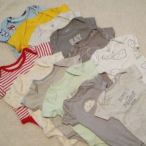 Short sleeve onesies